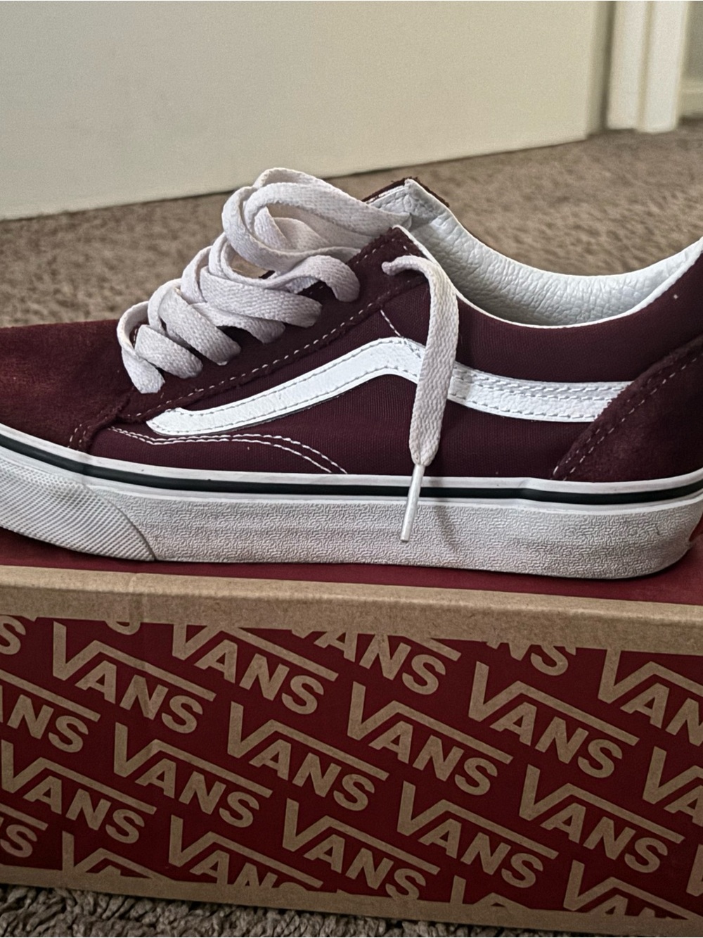 Vans Old Skool Sneakers in Maroon and White